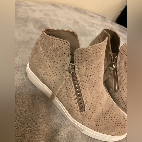 Steve Madden Wedge Booties - Picture 4 of 5